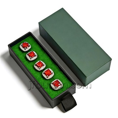 Butang Baju Melayu Ruby Wouj