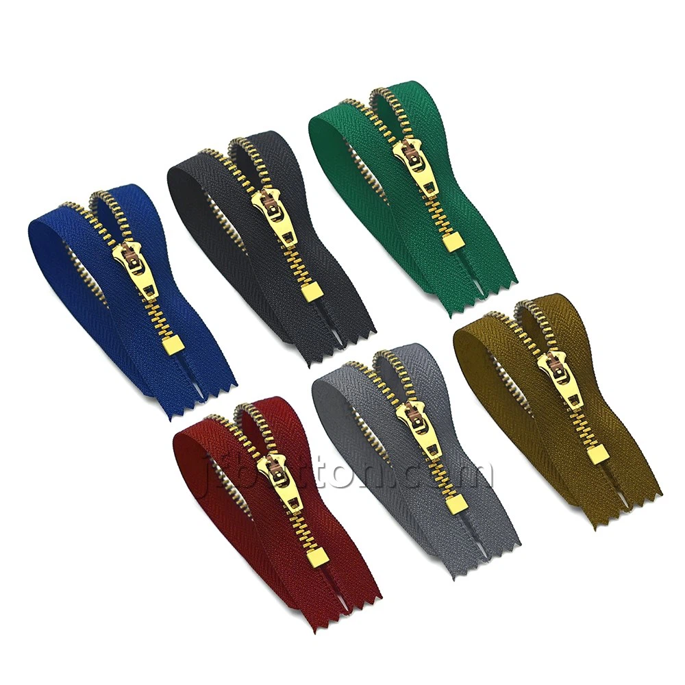 jeans metal zipper.jpg